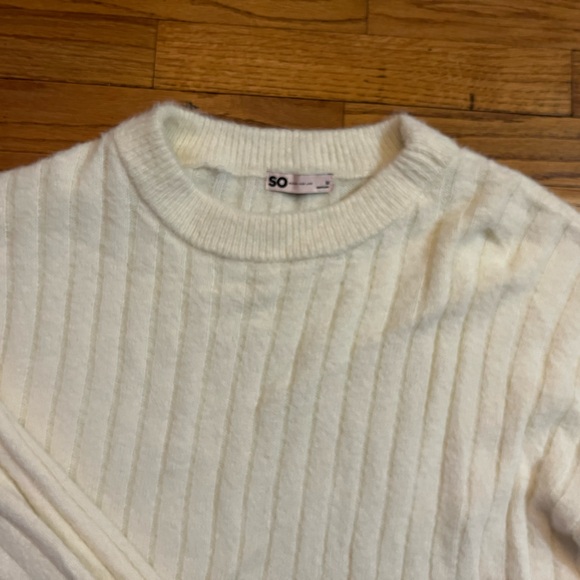SO women Ivory Crewneck Sweater - Picture 2 of 3